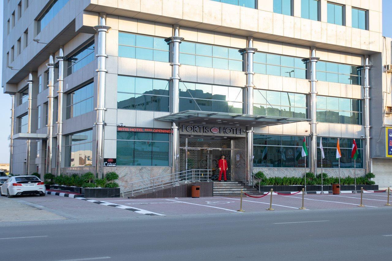 Fortis Hotel Fujairah Exteriör bild