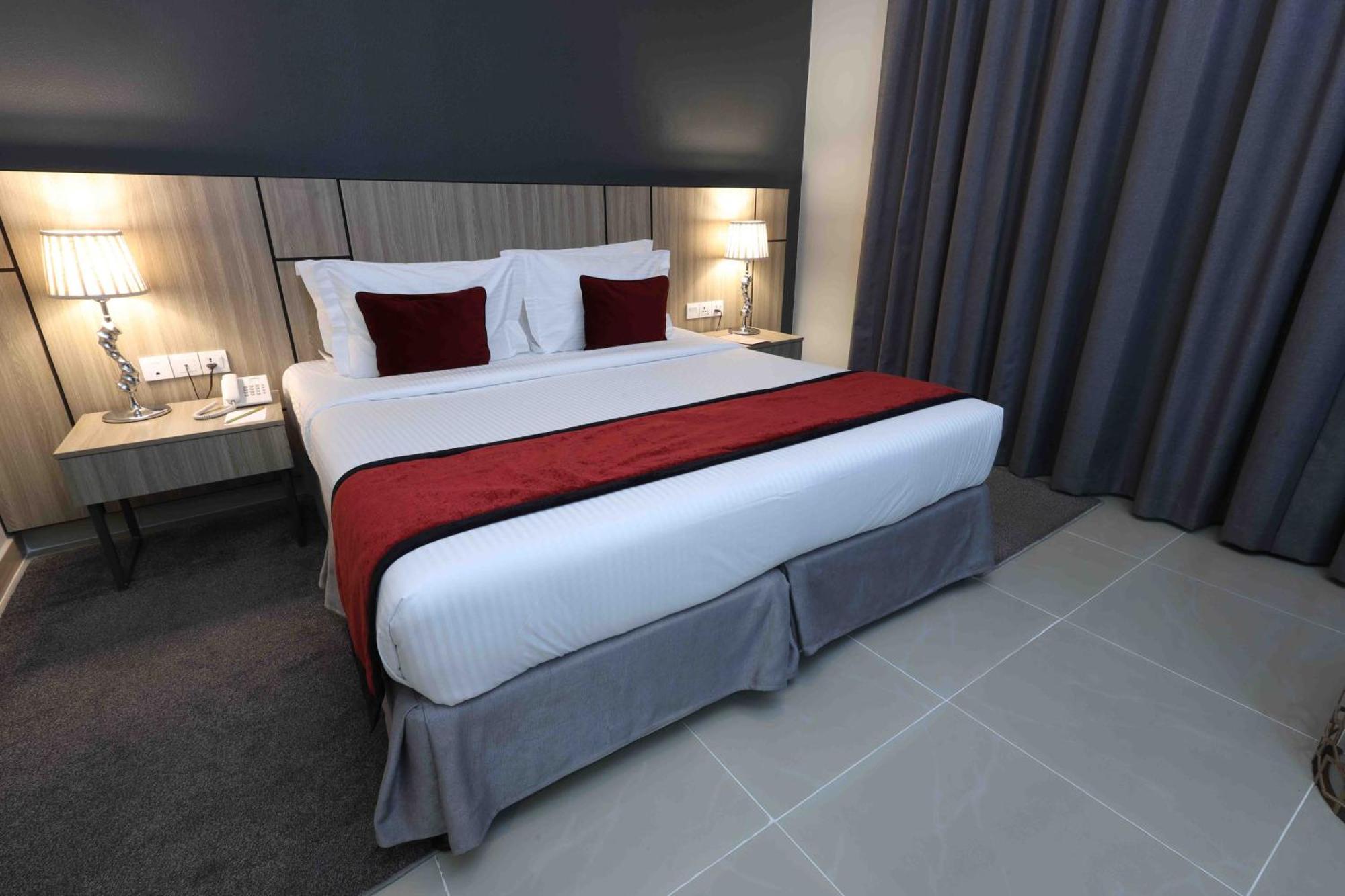 Fortis Hotel Fujairah Exteriör bild