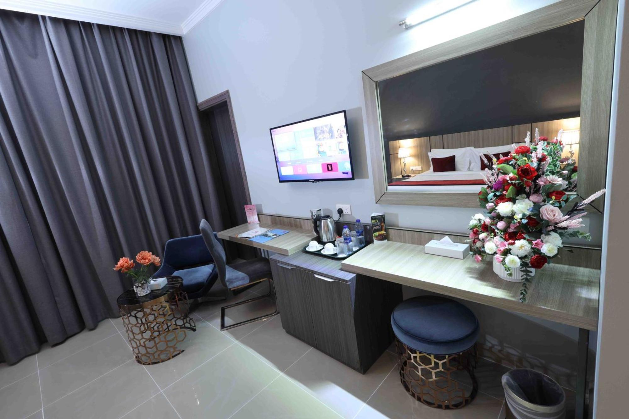Fortis Hotel Fujairah Exteriör bild