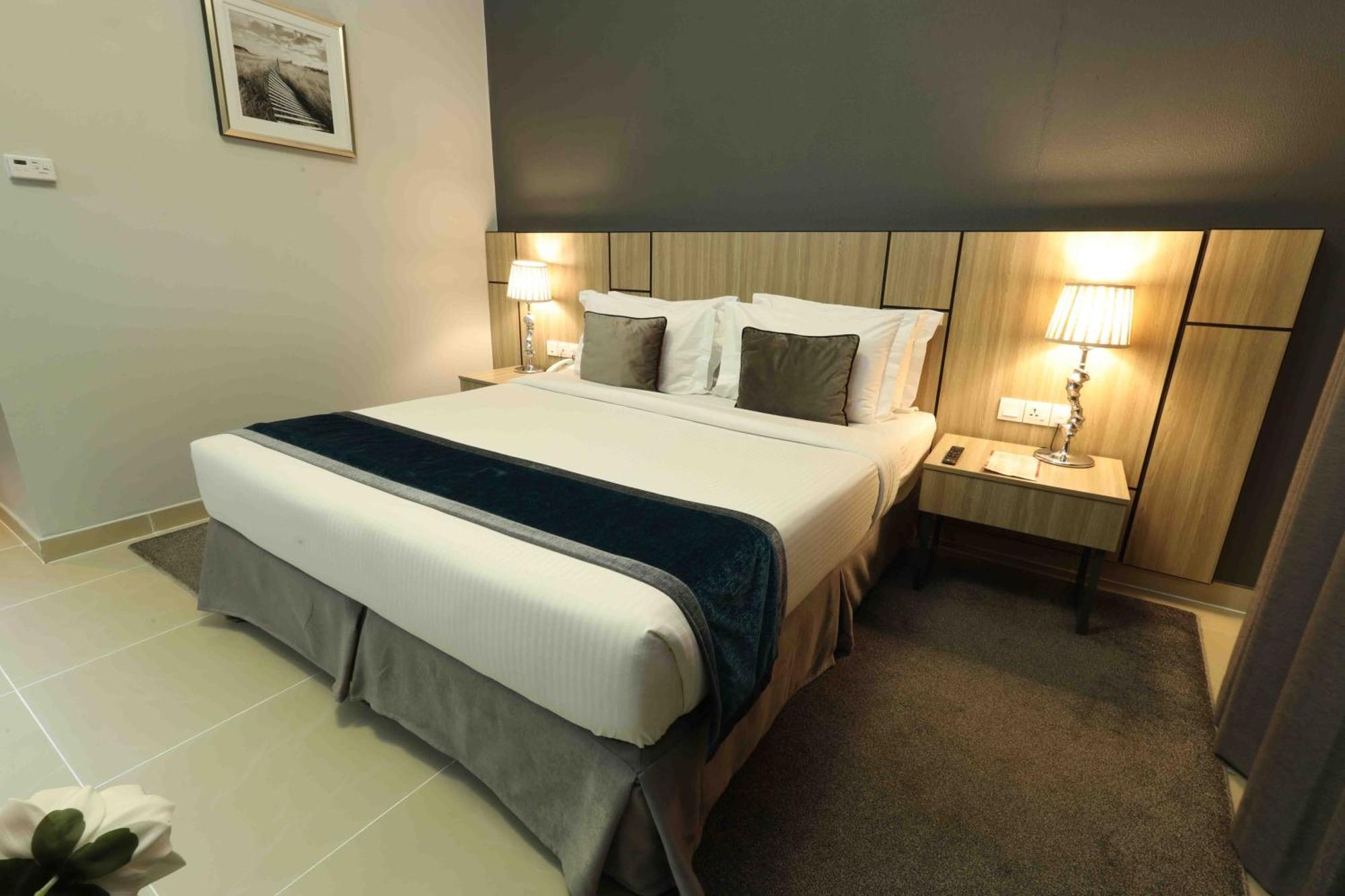 Fortis Hotel Fujairah Exteriör bild