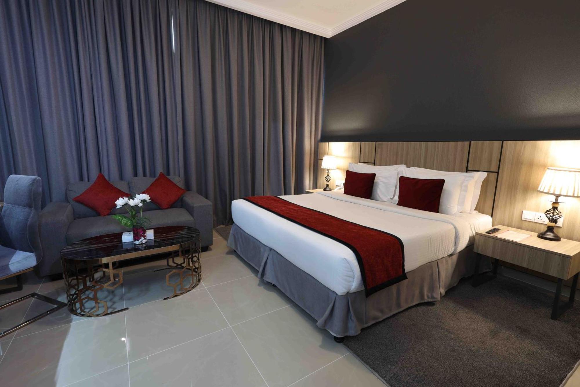 Fortis Hotel Fujairah Exteriör bild